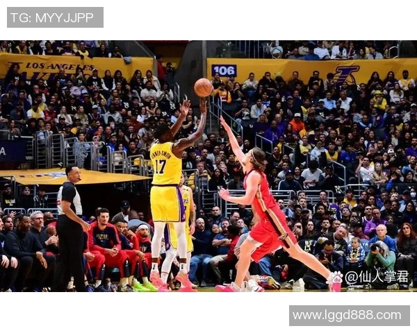 2013年湖人与鹈鹕的激烈对决回顾与精彩瞬间分析