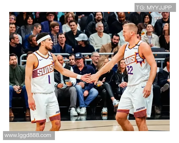 国王与太阳激战NBA夏季联赛新秀展现潜力与激情的精彩对决 国王与太阳激战NBA夏季联赛新秀展现潜力与激情的精彩对决