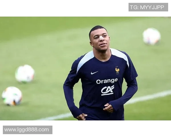 姆巴佩转会风波再起皇马夏窗出击18亿欧元强势报价 姆巴佩转会风波再起皇马夏窗出击18亿欧元强势报价